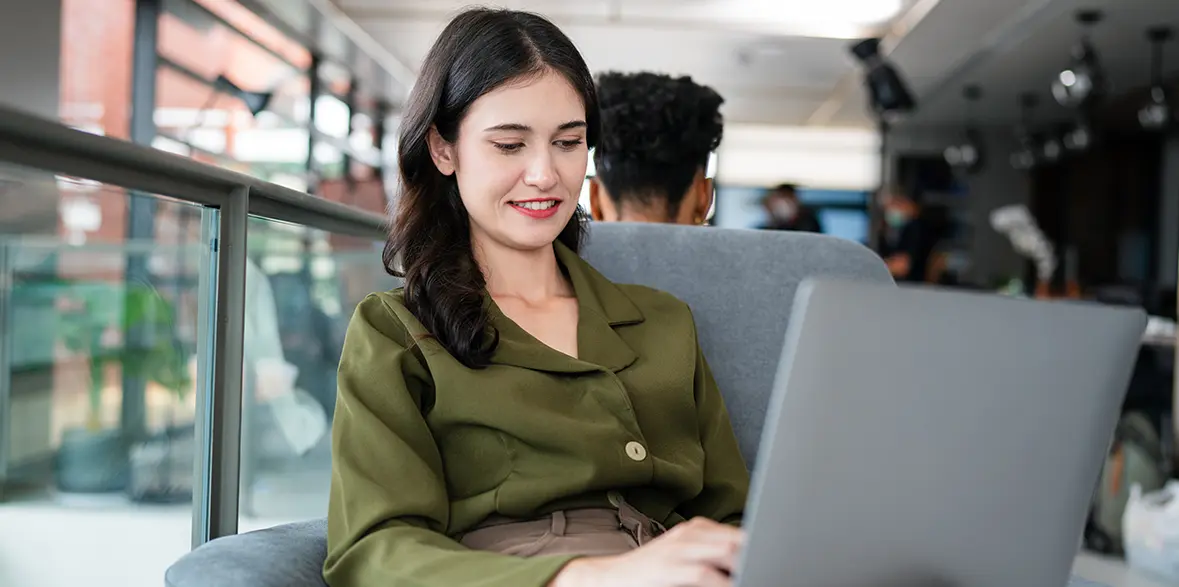 sarah-pfic-book-consultation